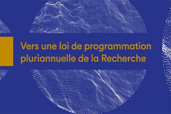 Loi de programmation pluriannuelle de la re-cherche : des rapports alarmants