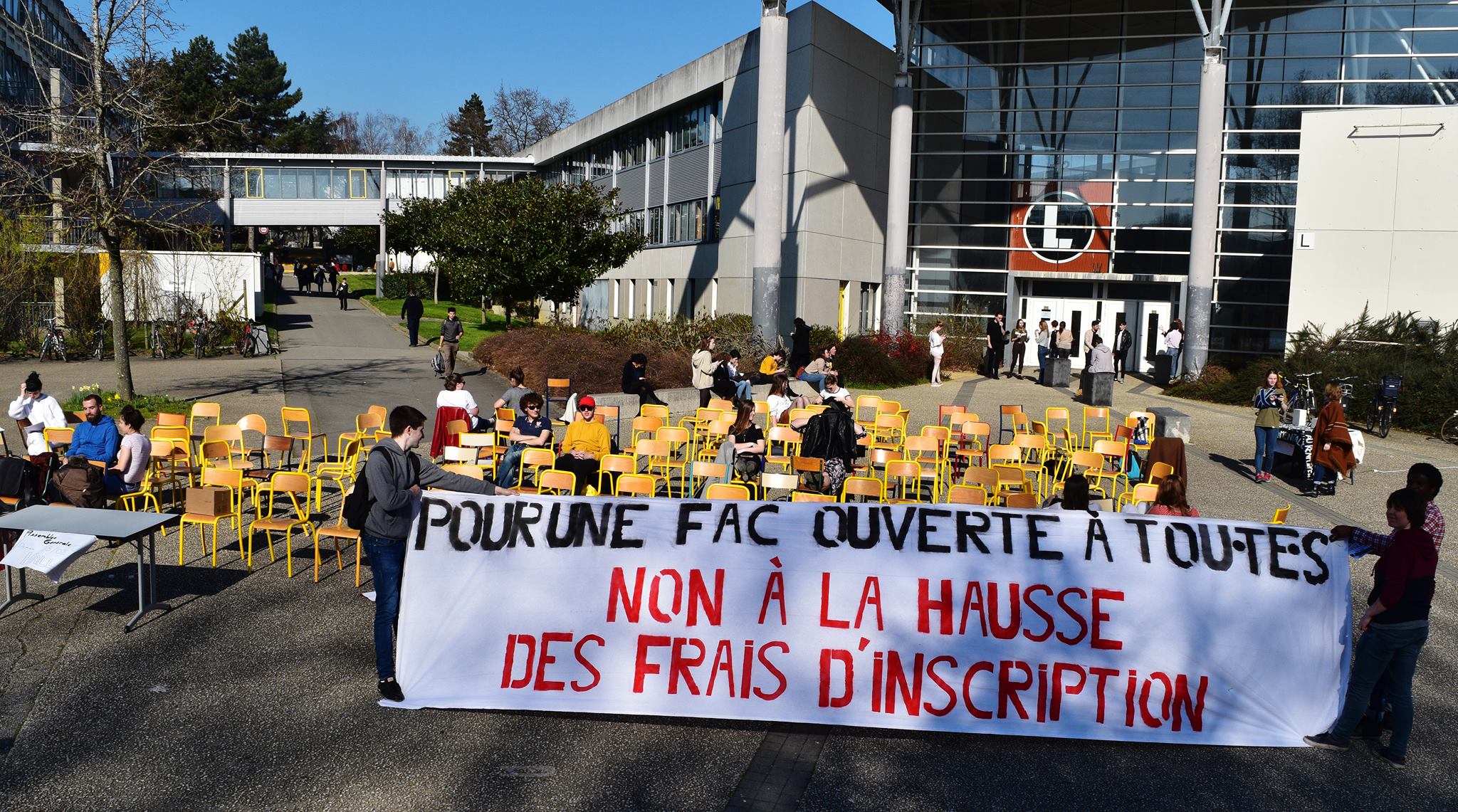 La hausse des frais d’inscription toujours aussi néfaste !